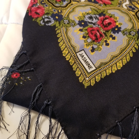 Scarf Wrap Traditional Ukrainian Polish Russian - Picture 6 of 7